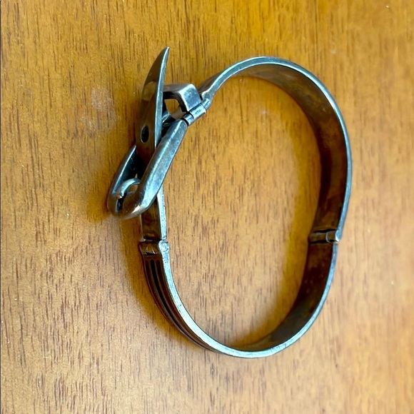 1970s Gucci Vintage Italian Sterling 925 Silver & Enamel Belt Cuff Bracelet - Picture 5 of 15